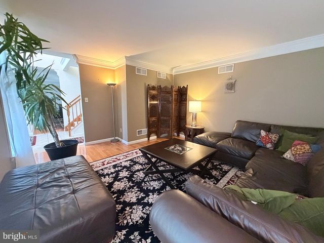 206 PHOENIX DR, Chambersburg, PA 17201