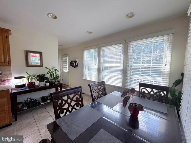206 PHOENIX DR, Chambersburg, PA 17201