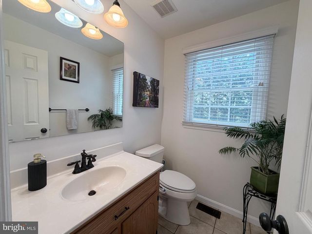 206 PHOENIX DR, Chambersburg, PA 17201