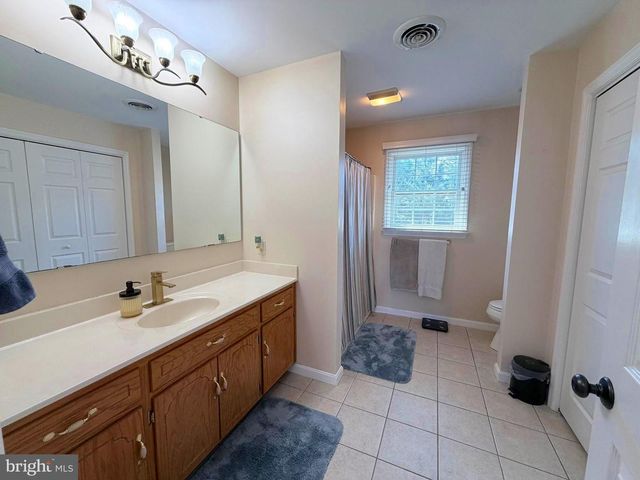 206 PHOENIX DR, Chambersburg, PA 17201