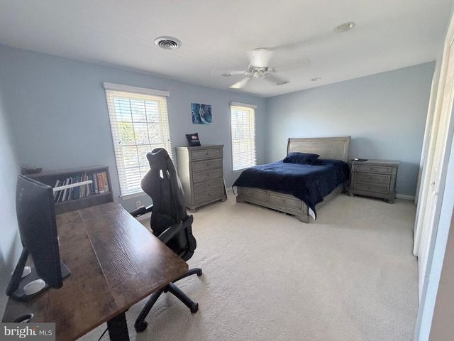 206 PHOENIX DR, Chambersburg, PA 17201