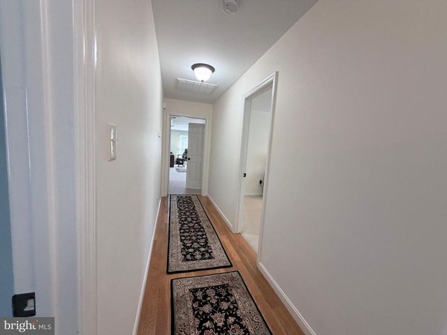 206 PHOENIX DR, Chambersburg, PA 17201