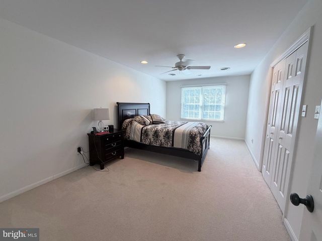 206 PHOENIX DR, Chambersburg, PA 17201