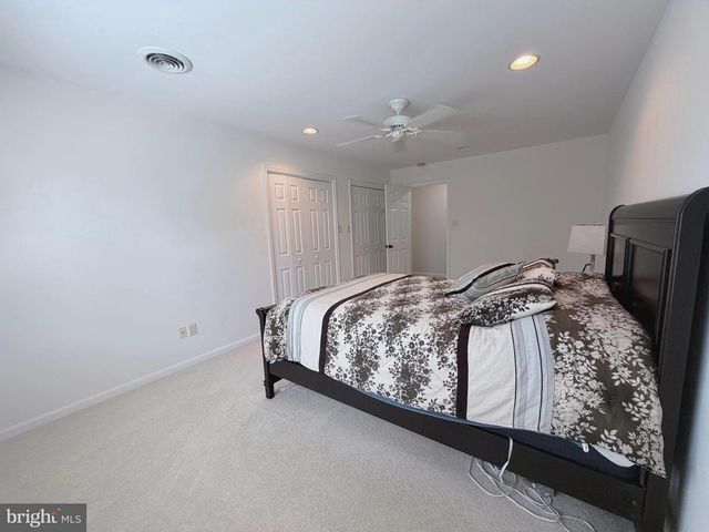 206 PHOENIX DR, Chambersburg, PA 17201