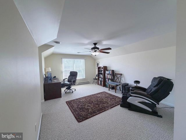 206 PHOENIX DR, Chambersburg, PA 17201