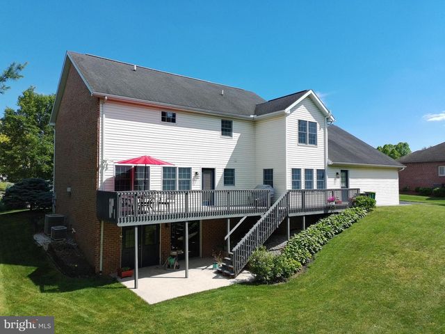 206 PHOENIX DR, Chambersburg, PA 17201