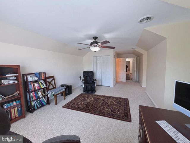 206 PHOENIX DR, Chambersburg, PA 17201