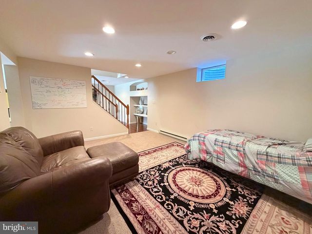 206 PHOENIX DR, Chambersburg, PA 17201