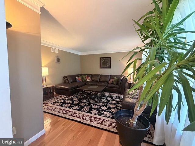 206 PHOENIX DR, Chambersburg, PA 17201