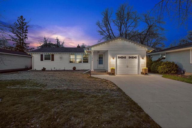 1080 THORNDALE STREET, Green Bay, WI 54304