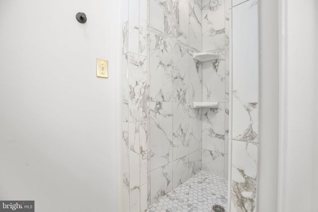 200 KENT AVE, Fredericksburg, VA 22405