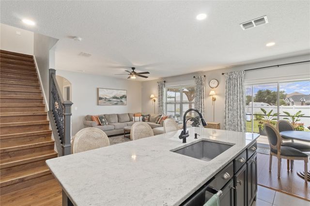 863 LAKE CUMMINGS BOULEVARD, Lake Alfred, FL 33850