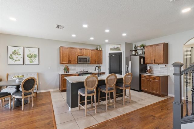 863 LAKE CUMMINGS BOULEVARD, Lake Alfred, FL 33850
