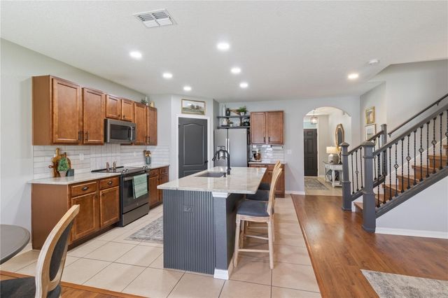 863 LAKE CUMMINGS BOULEVARD, Lake Alfred, FL 33850