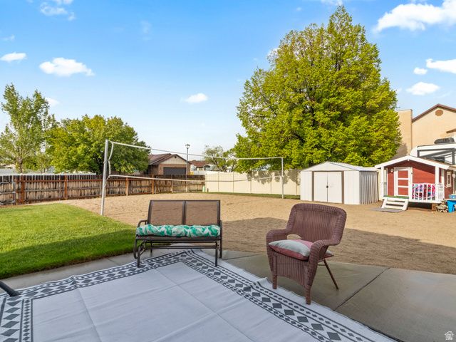 12133 S DOREEN DR, Riverton, UT 84065
