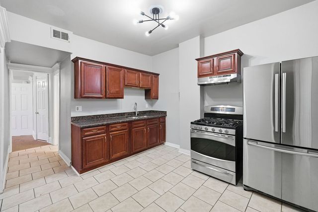 5735 S Marshfield Avenue, Chicago, IL 60636