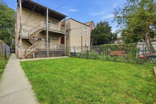 5735 S Marshfield Avenue, Chicago, IL 60636