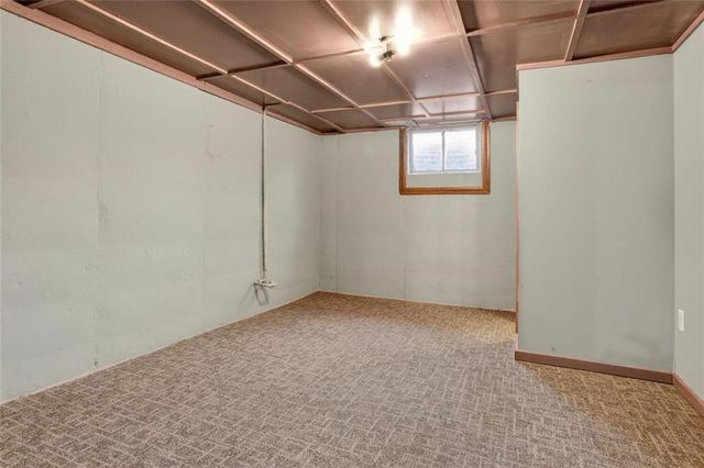 3701 N Cypress Avenue, Kansas City, MO 64117