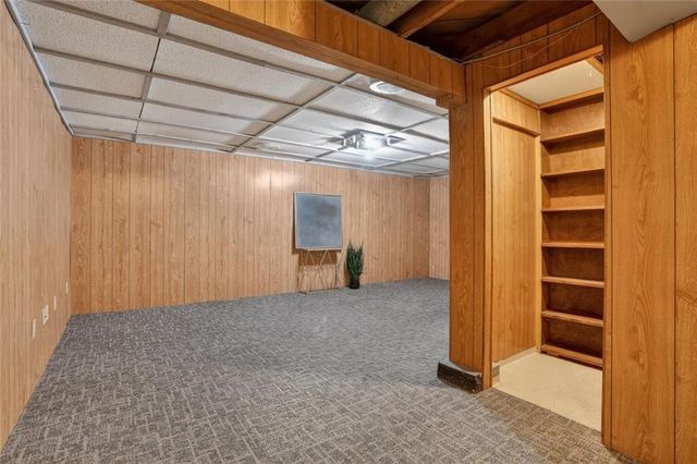 3701 N Cypress Avenue, Kansas City, MO 64117