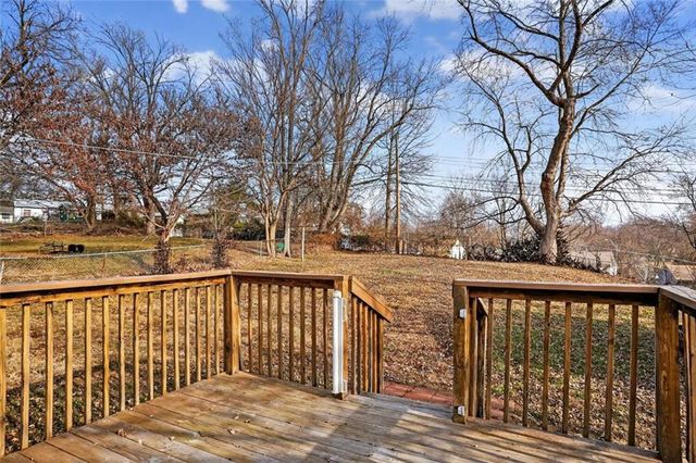 3701 N Cypress Avenue, Kansas City, MO 64117