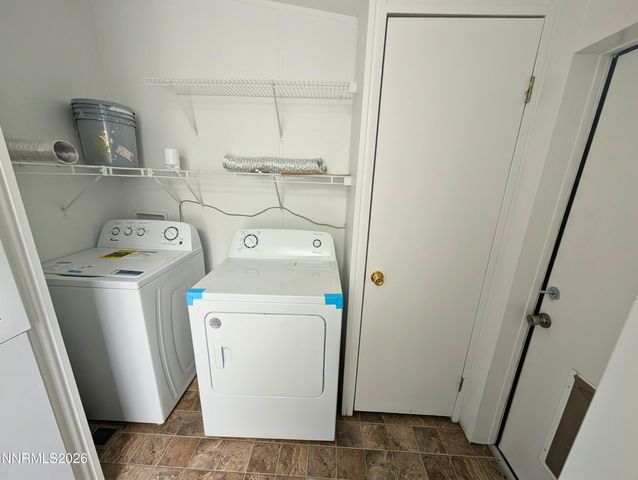 1414 Lahonton Drive, Silver Springs, NV 89429