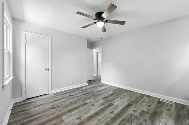 1014 Buck Dr, Clarksville, TN 37040