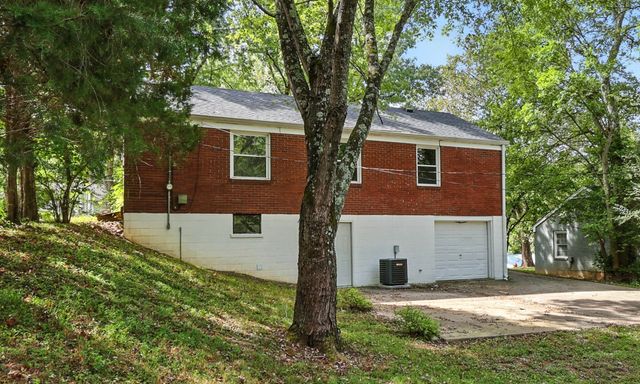 1014 Buck Dr, Clarksville, TN 37040