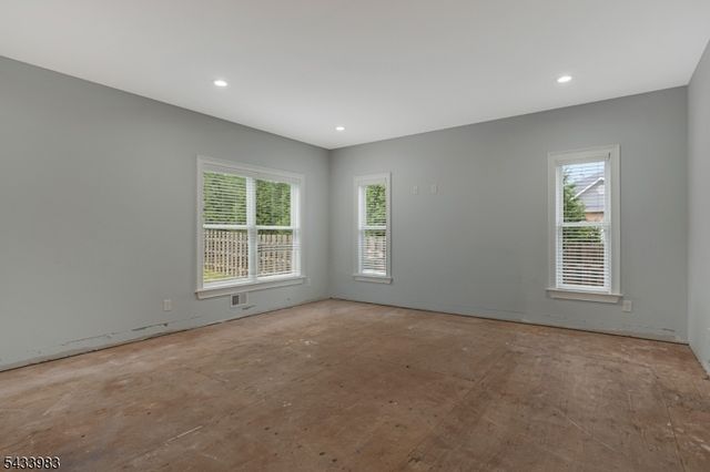 441 William St, Somerville Boro, NJ 08876