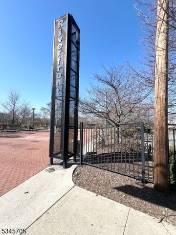 21 Freeman St 2 B, Newark City, NJ 07105