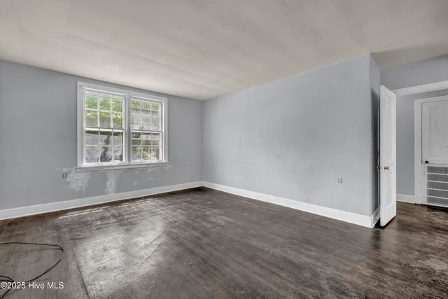 2940 Oleander Drive F5, Wilmington, NC 28403