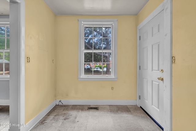 2940 Oleander Drive F5, Wilmington, NC 28403