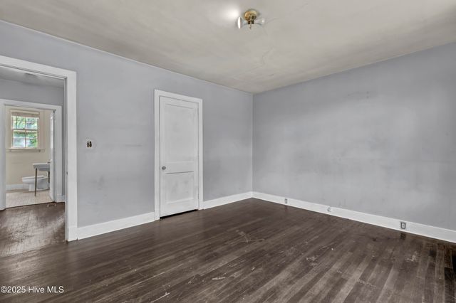 2940 Oleander Drive F5, Wilmington, NC 28403