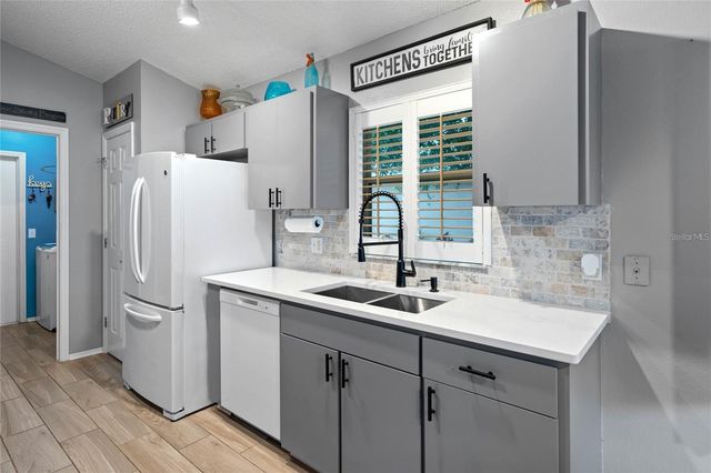 541 HEATHER GLEN DR, Winter Haven, FL 33884