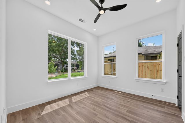 5130 Echo Avenue, Dallas, TX 75215