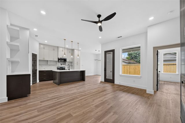 5130 Echo Avenue, Dallas, TX 75215