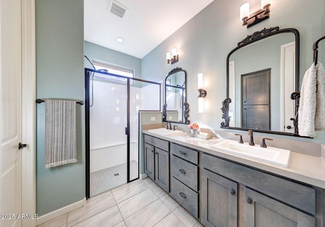 4662 Cactus Wren Road, Wickenburg, AZ 85390