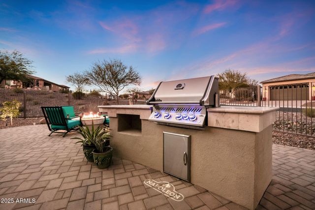 4662 Cactus Wren Road, Wickenburg, AZ 85390