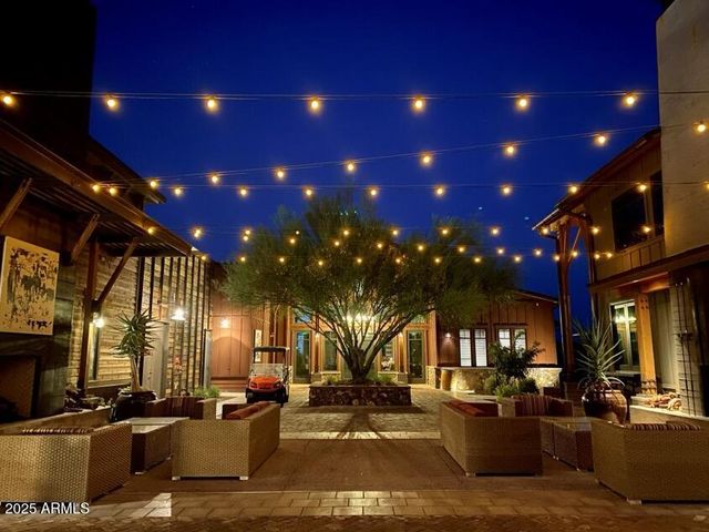 4662 Cactus Wren Road, Wickenburg, AZ 85390