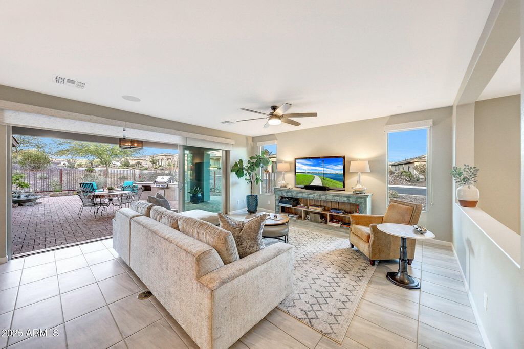 4662 Cactus Wren Road, Wickenburg, AZ 85390