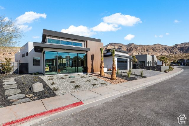 3607 S CYPRESS POINT RD, Hurricane, UT 84737