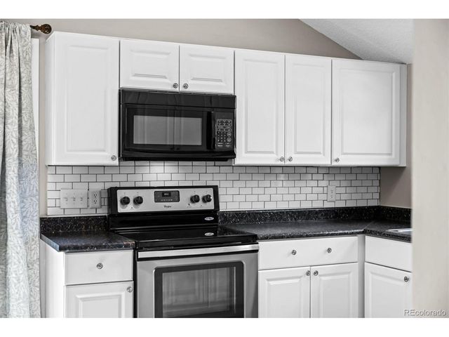 9638 W Chatfield Ave F, Littleton, CO 80128