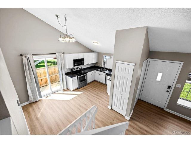 9638 W Chatfield Ave F, Littleton, CO 80128