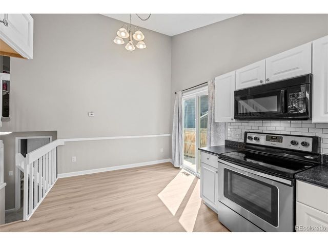 9638 W Chatfield Ave F, Littleton, CO 80128