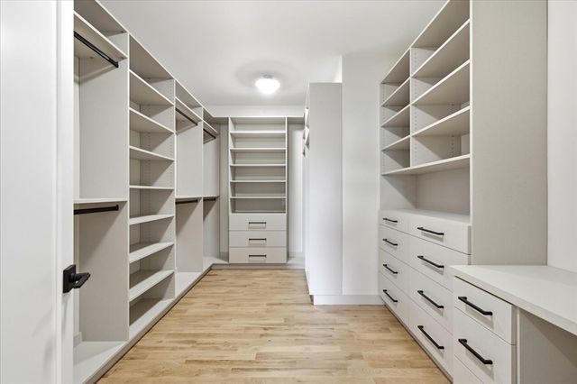 262 River St, Newton, MA 02465