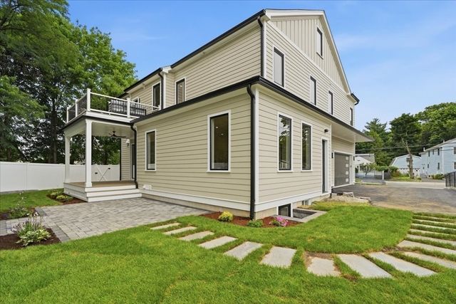 262 River St, Newton, MA 02465