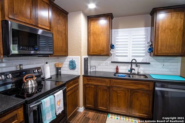 5323 Dannelly Field, San Antonio, TX 78227