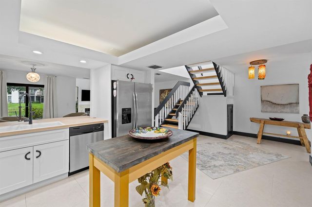 6096 Glendale Drive, Boca Raton, FL 33433