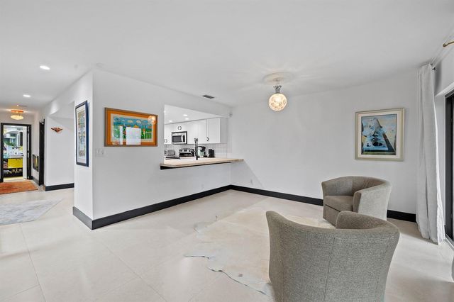6096 Glendale Drive, Boca Raton, FL 33433
