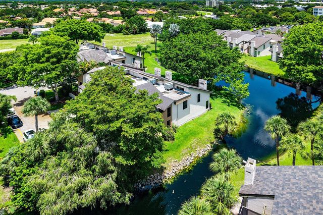 6096 Glendale Drive, Boca Raton, FL 33433