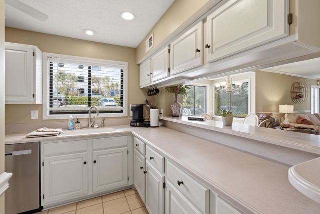 7600 N Ocean Blvd Apt 101, Myrtle Beach, SC 29572